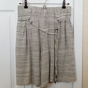 Flowy bermuda shorts